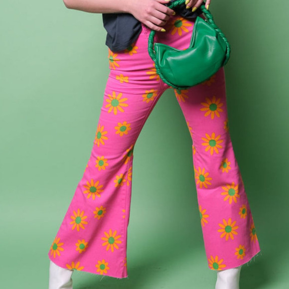 Free People Youthquake Flare Jeans 27 Pink Daisy Hippie Retro Cropped Floral New - Picture 6 of 12